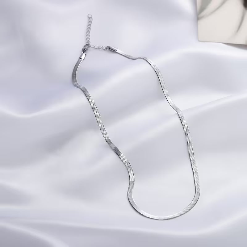 Effortless Shine Chain Necklace