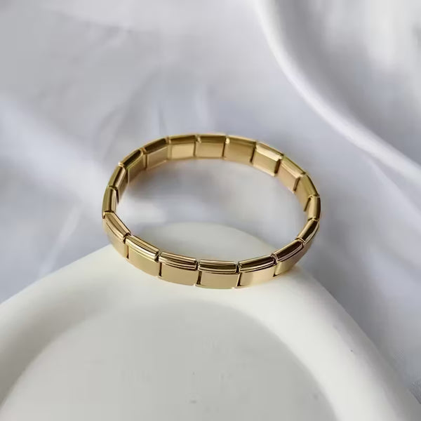 “Modern Gold. Timeless Attitude.”